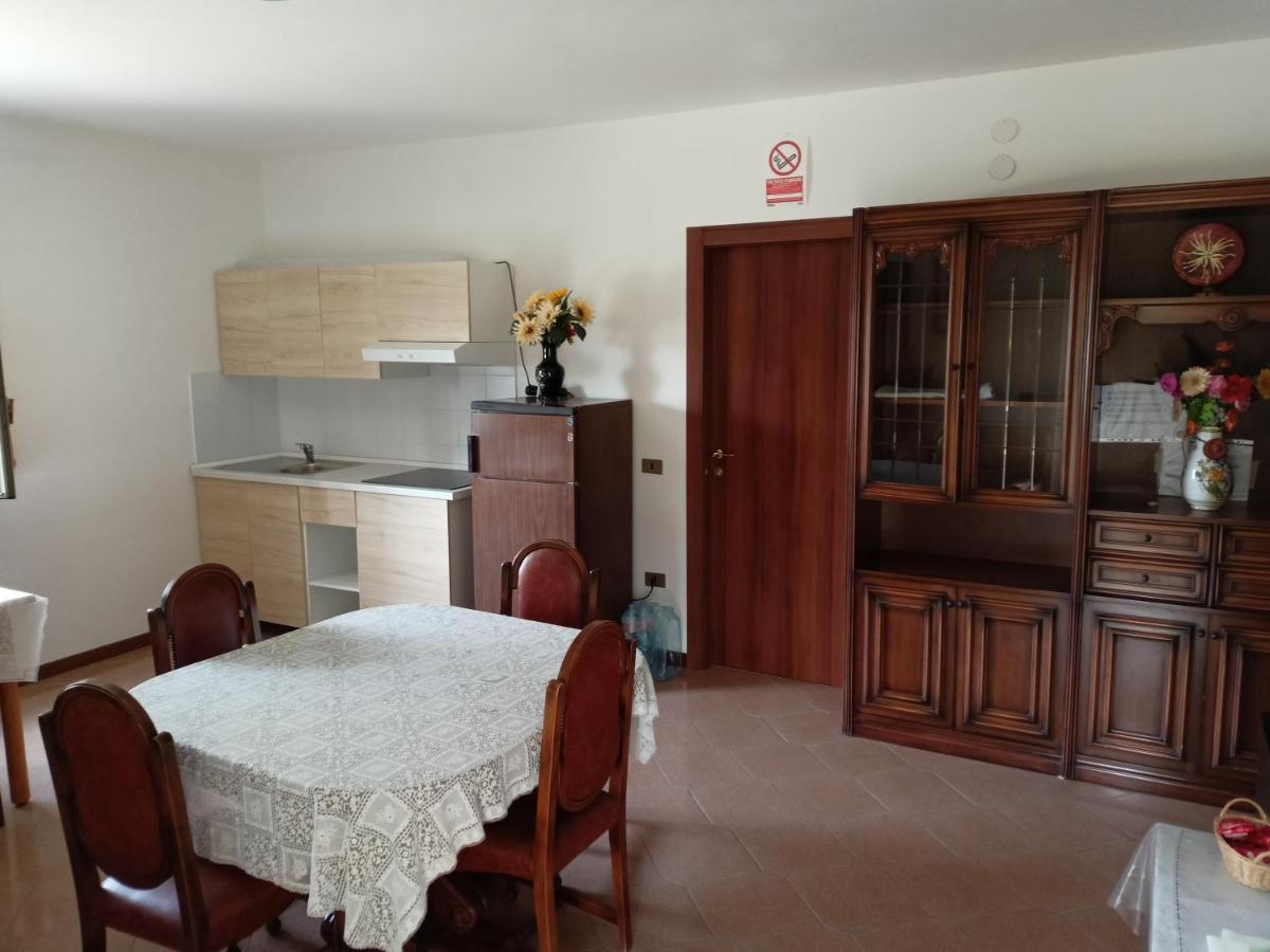 Da Angela - Camere Con Bagno Privato A Foligno Vicino Al Centro Kültér fotó