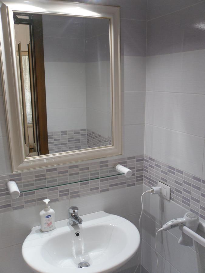 Da Angela - Camere Con Bagno Privato A Foligno Vicino Al Centro Kültér fotó